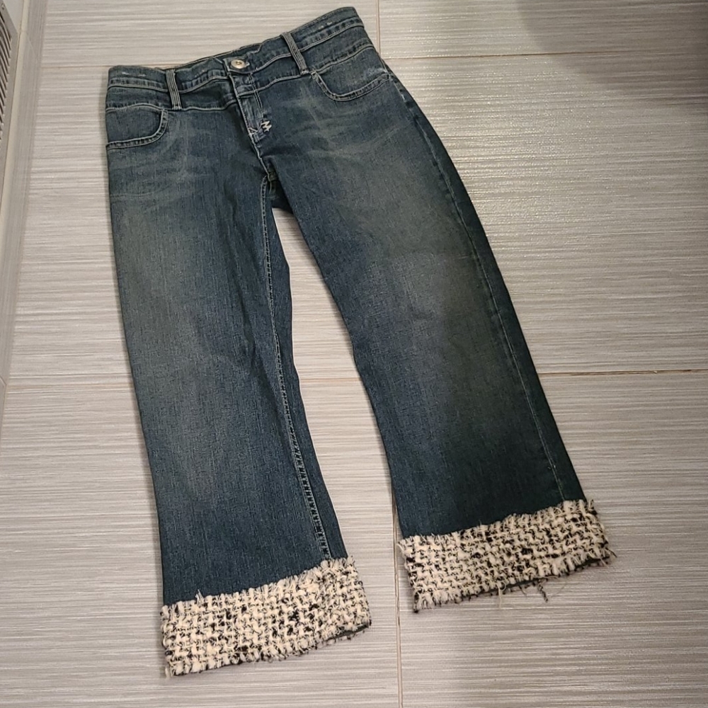 Cropped jeans with black & white tweed